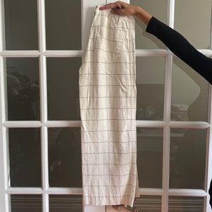 Wide Legged Cropped Window Pane Pants
